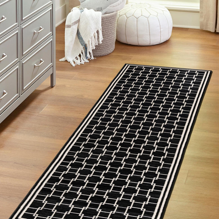 Metropolitan Indoor Rug - Black