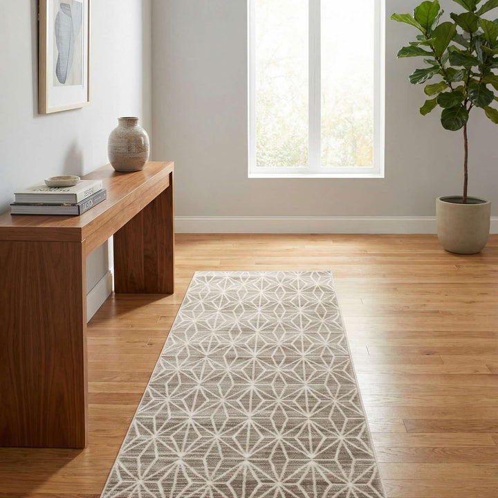 Fifth Avenue Indoor Rug - Brown