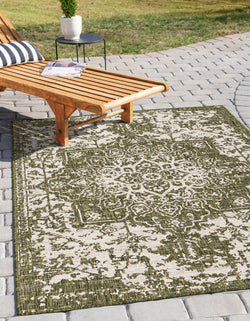 Dubai green outdoor rug