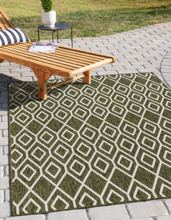 turks & caicos green geometrical outdoor rug