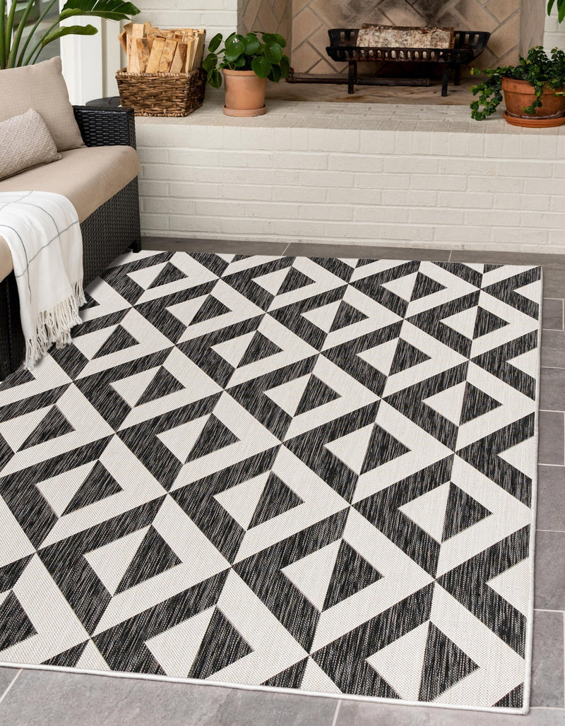 napa charcoal grey geometrical outdoor rug
